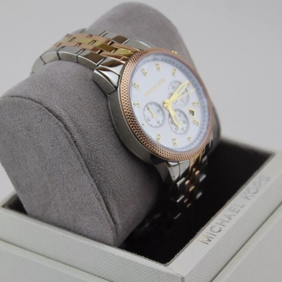 Michael Kors TRI tone ritz chronograph watch - Picture 4 of 8